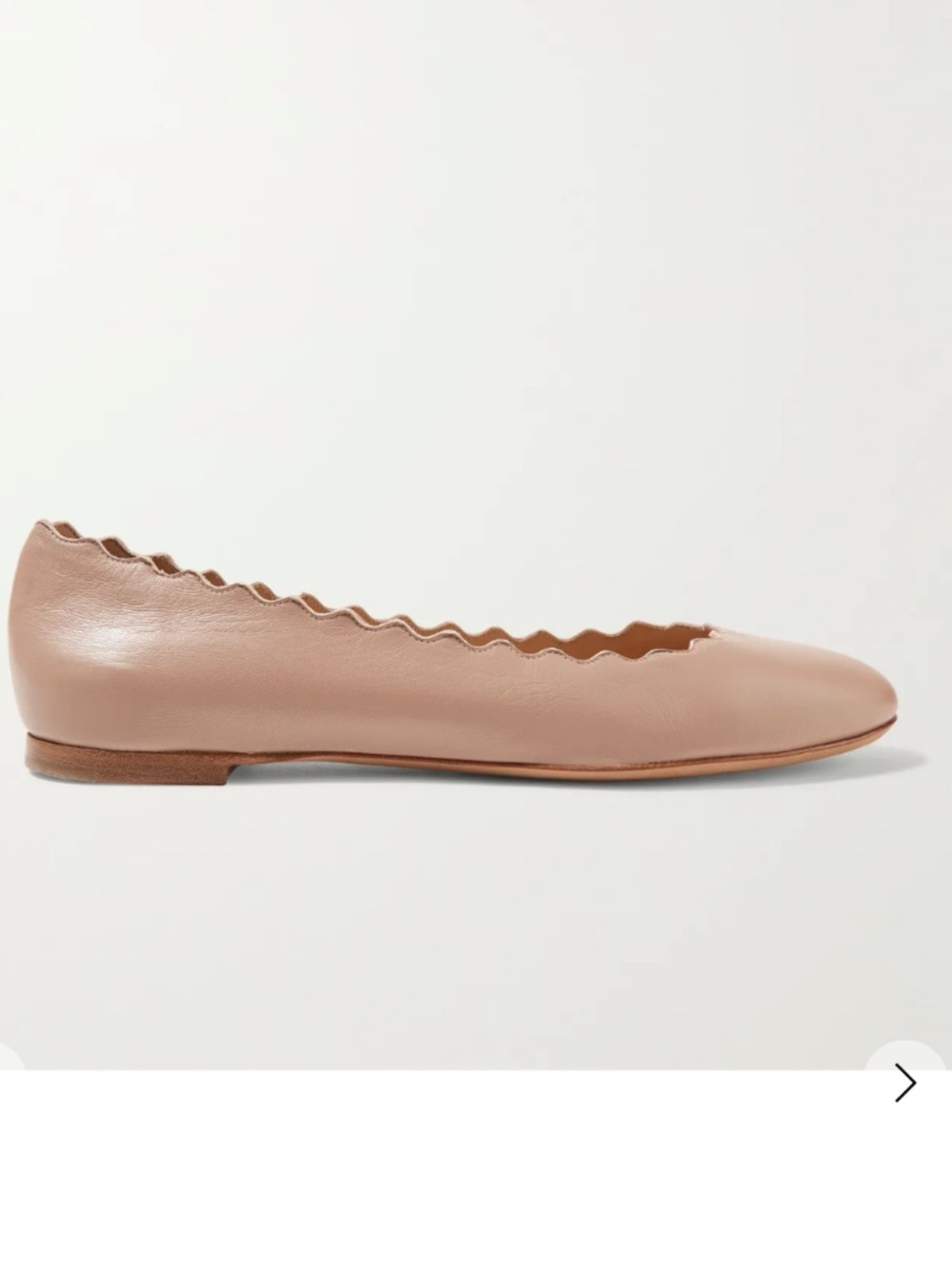 Chloe Scalloped Lauren
Ballet Flats CH24960 Pink Scalloped Leather
Size 35